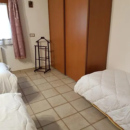 Casa Andrea דירה רונקאדה